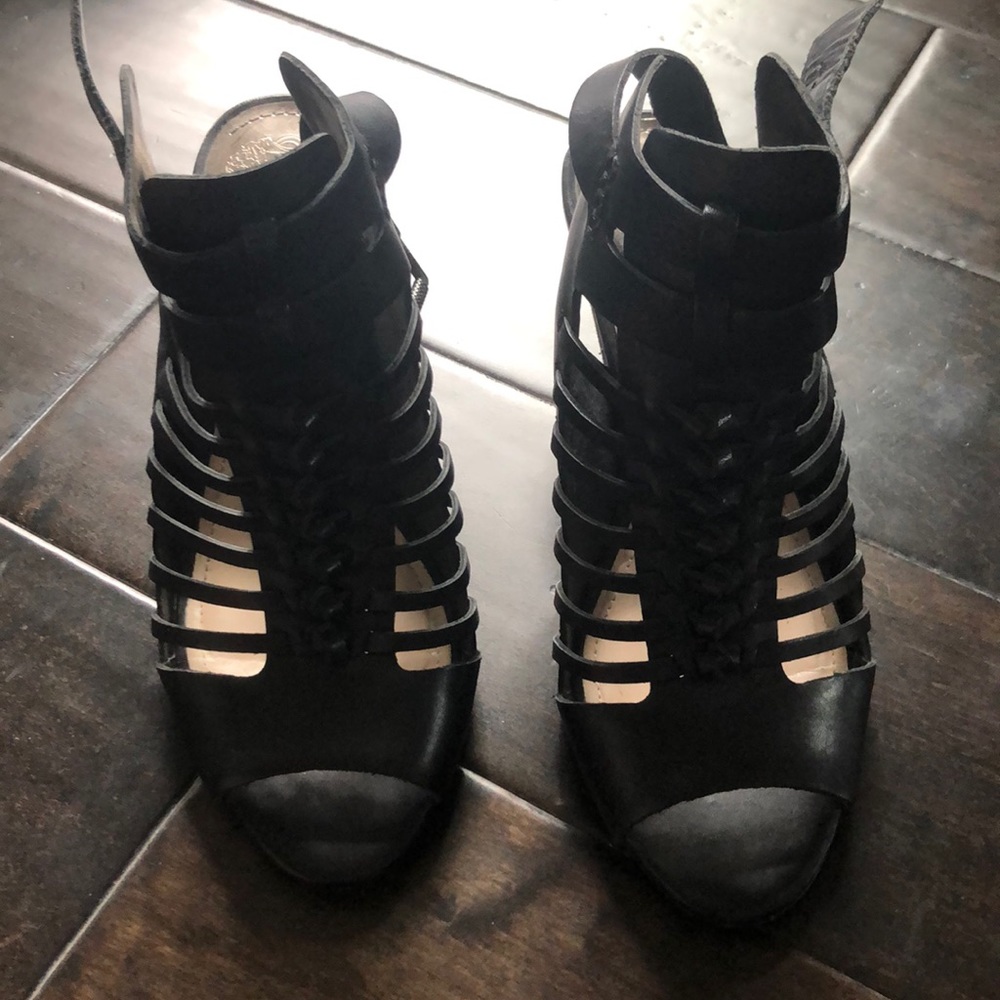 Vince Camuto Evel Caged Sandal